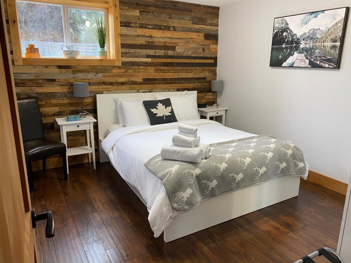 Journey'S End - 2 Bed 1 Bath Suite Голдън Екстериор снимка